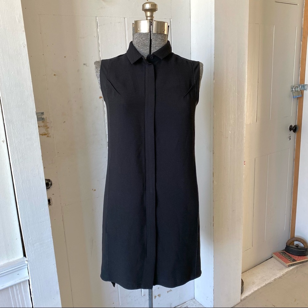 1 By O’2nd Black Crepe Sleeveless Shift Dress